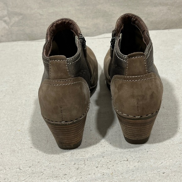 Dansko Susan Women's Brown Leather Wedge Ankle Boots Side Zip Size EU 37 USA 6.5 - Picture 3 of 9